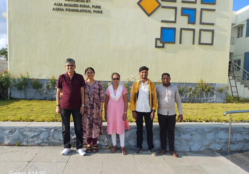 Mr. Narendra Mahajani and Mrs. Soniya Mahajani
