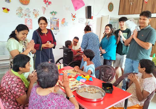 Shri Ajay Mehta and his Family Members